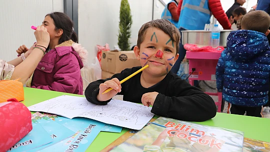 Konya Büyükşehir 11 ilde depremzede çocuklara özel etkinlikler düzenliyor