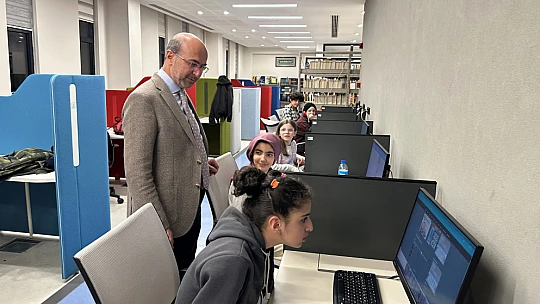 Selçuklu Belediyesi Kütüphanecilikte örnek olmaya devam ediyor