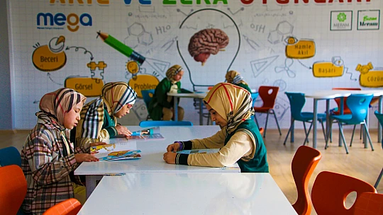 Meram'da Eğitime Destek Sürüyor