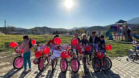 Hatay'da 152 Dükkandan Oluşan Konya Bedesteninin Temeli Atıldı