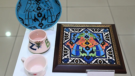 Konya'da Çini ve seramik sergisi gerçekleşti