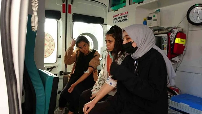 Öğrenciler yedikleri lahmacundan zehirlendi