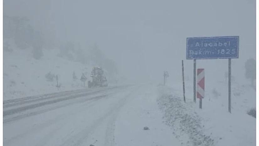 Antalya-Konya Karayolu araç trafiğine açıldı