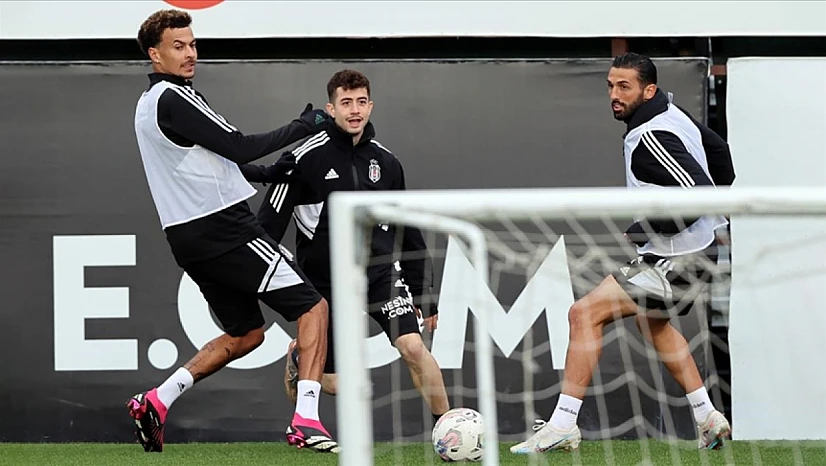Beşiktaş'ta derbi hazırlıkları sürüyor