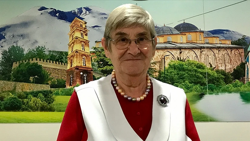 Canan Karatay saç dökülmesinin hangi besinden kaynaklandığını açıkladı!