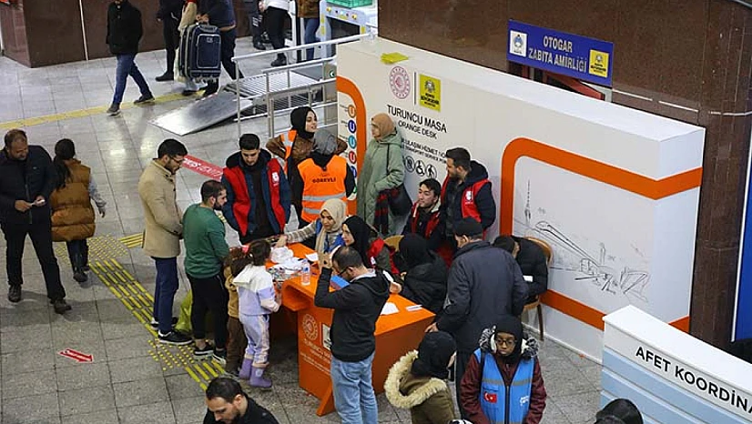 Depremzedelere Konya otogarında 24 saat hizmet