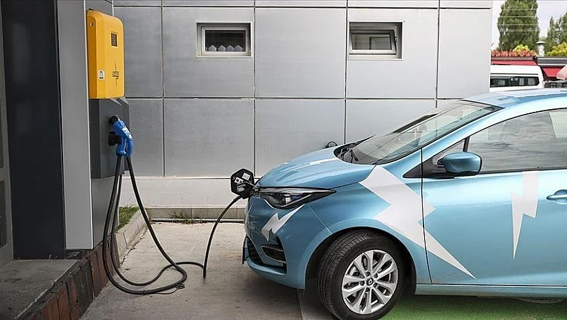 Elektrikli araçlar için Şarj Hizmeti Yönetmeliğinde değişiklik
