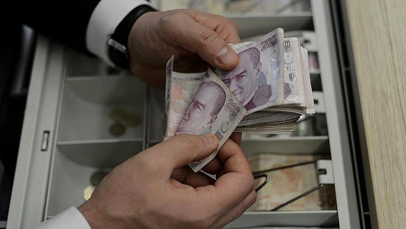 Emekliliği kıl payı kaçıranlar için flaş gelişme! Emekli olabileceksiniz...