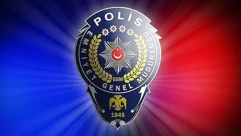 'Hasarlı bina çöktü' ihbarı polisi alarma geçirdi