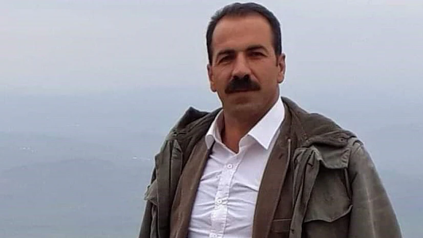 Köy muhtarını ahırda kafasından vurulmuş halde bulundu