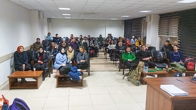 NEÜ'den deprem bölgesindeki vatandaşlara destek