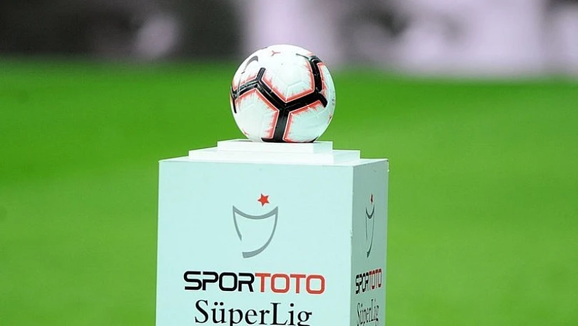 Süper Lig'de 238 transfer yapıldı