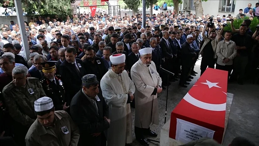 Türkiye şehitlerini uğurluyor