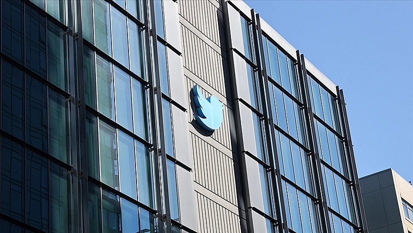 Twitter'da istifa dalgası yaşanıyor
