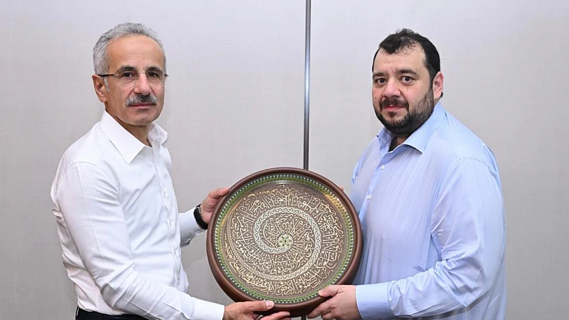 Ulaştırma ve Alt Yapı Bakanı Abdülkadir Uraloğlu İle BAE Yatırım Bakanı Al Suwaidi Bir Araya Geldi